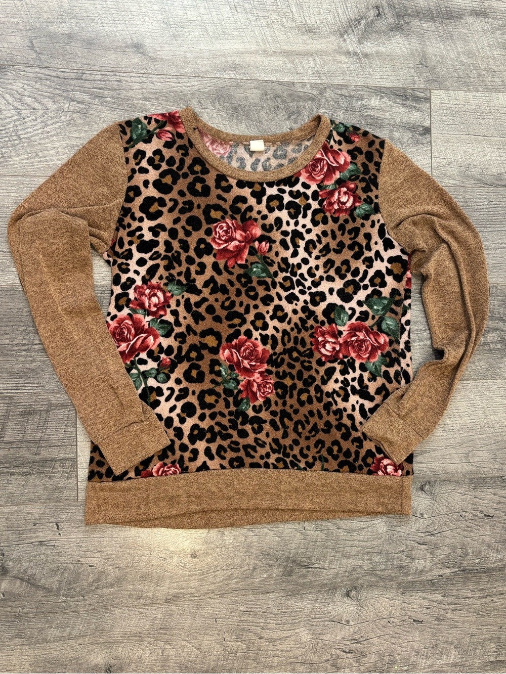 7th Ray Women's M Knit Crewneck Long Sleeve Leopard Floral Pullover Sweater
